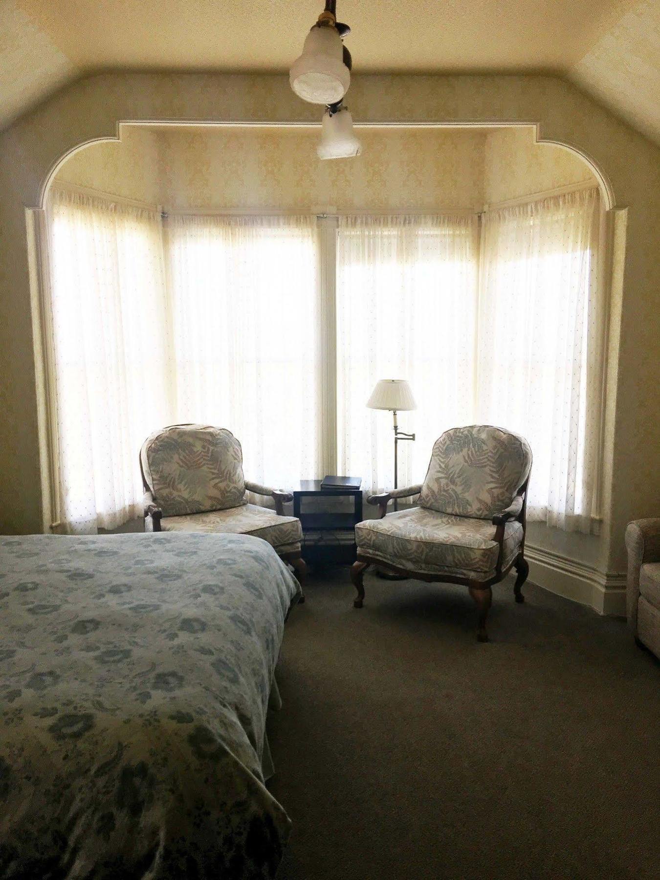 Gosby House Inn, A Four Sisters Inn 퍼시픽 그로브 외부 사진